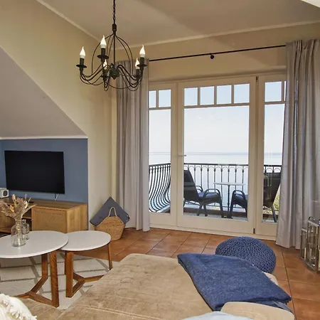 Mit Traumhaftem Meerblick - Haus Am 12 Lohme