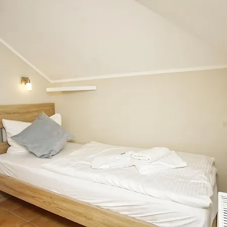 Haus Am Nr 12 * Lohme